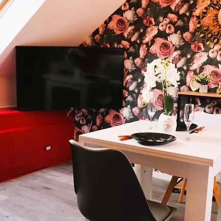 Romantic Studio Eve - Proche Gare - Netflix - Wifi أميا المظهر الخارجي الصورة